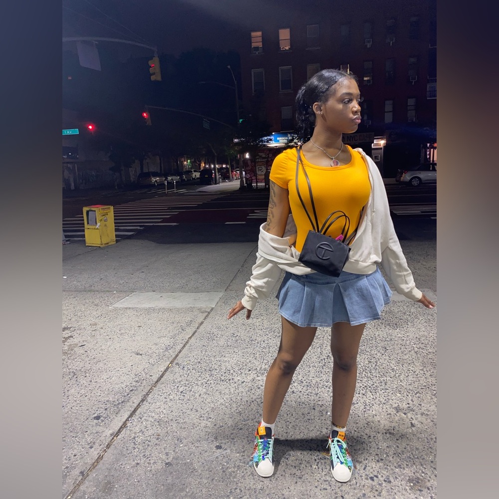 Mini skirt - Picture 2 of 3